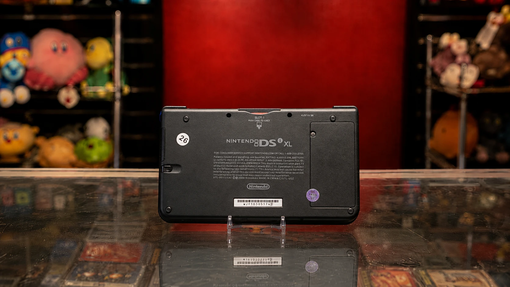 Nintendo DSi XL — view 3