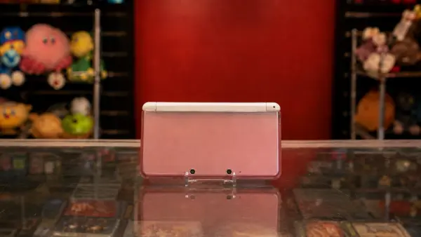 Alternative view of Nintendo 3DS