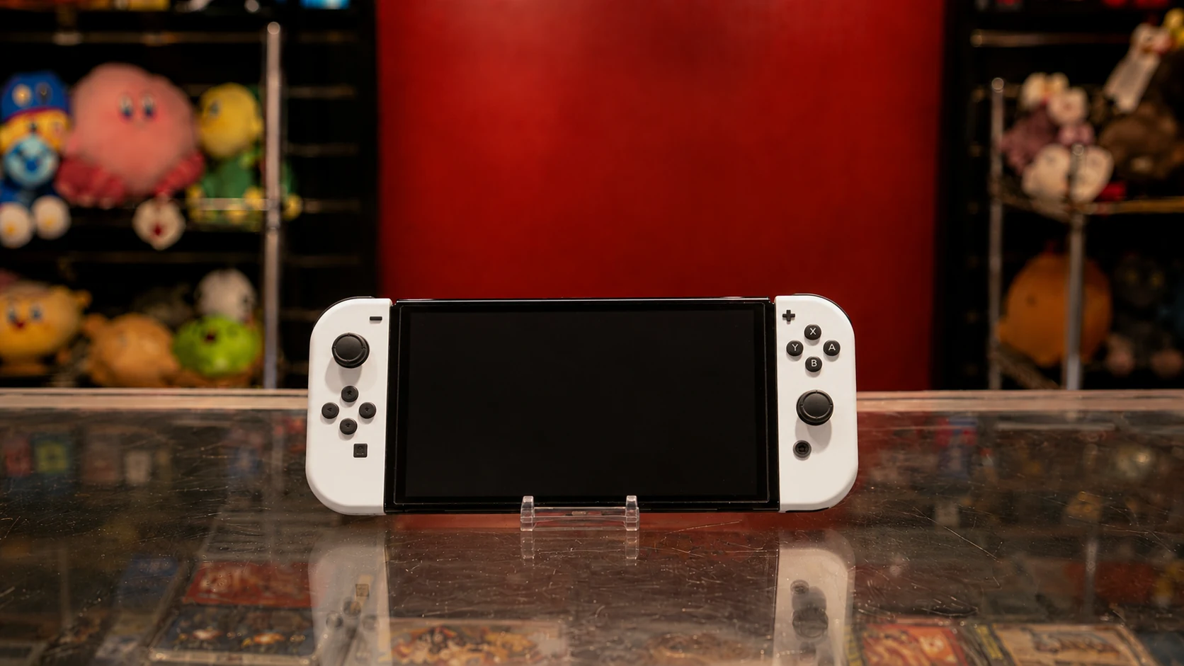 Nintendo Switch OLED — view 3